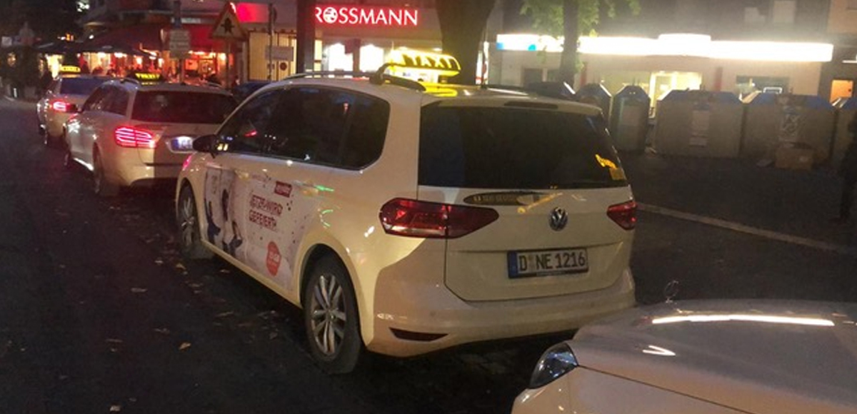 TAXIWERBUNG DÜSSELDORF